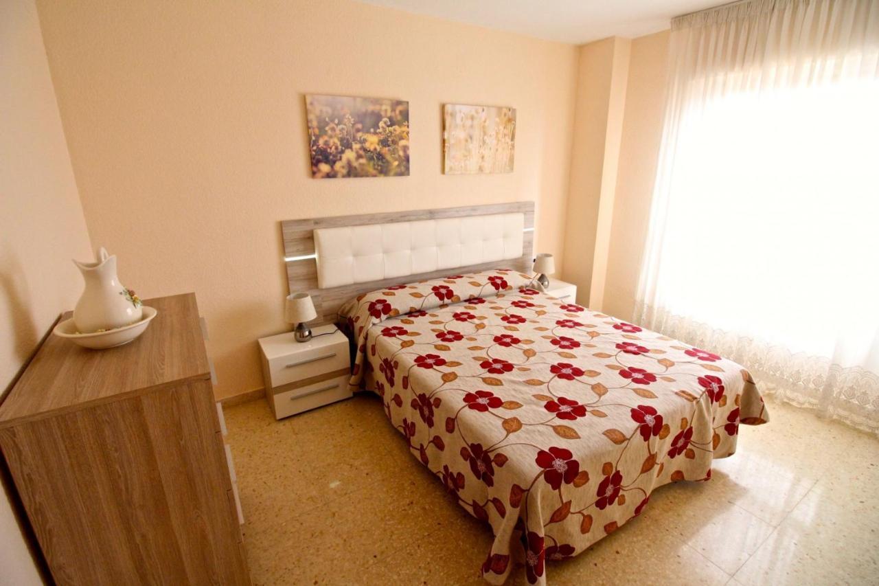 Apartamento Las Torres เอลกัมเปโญ ภายนอก รูปภาพ